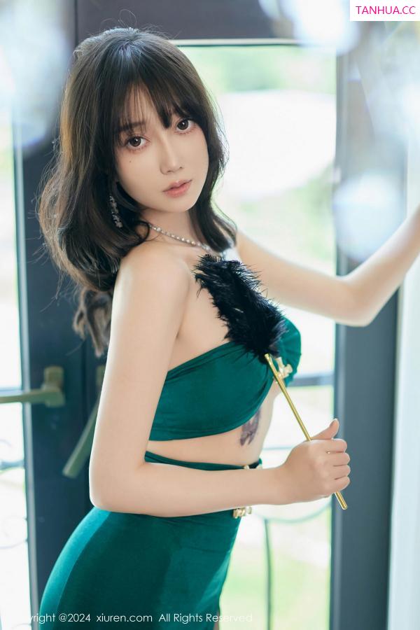 玥儿玥  [XiuRen]高清写真图 2024.06.28 No.8772 玥儿玥 黑丝美腿第61张图片